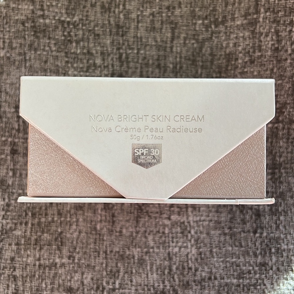 Celestolite Nova Bright Skin Cream SPF30 - Picture 3 of 3